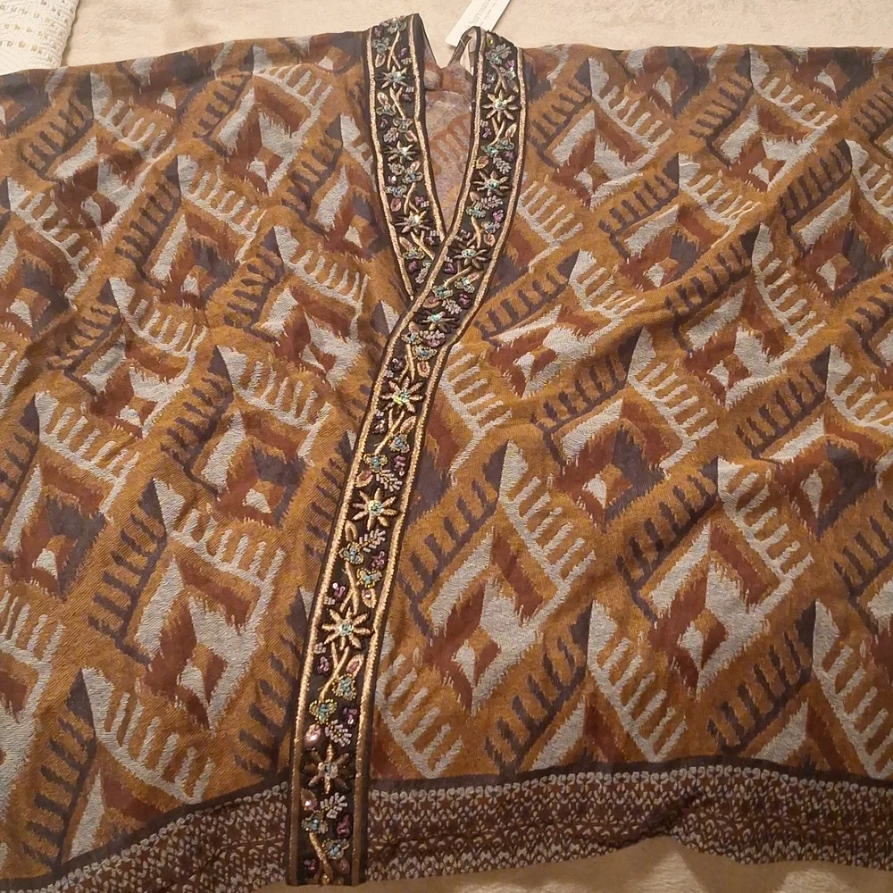 Soft Surroundings Asmara Embellished Topper wrap One size - Picture 4 of 7